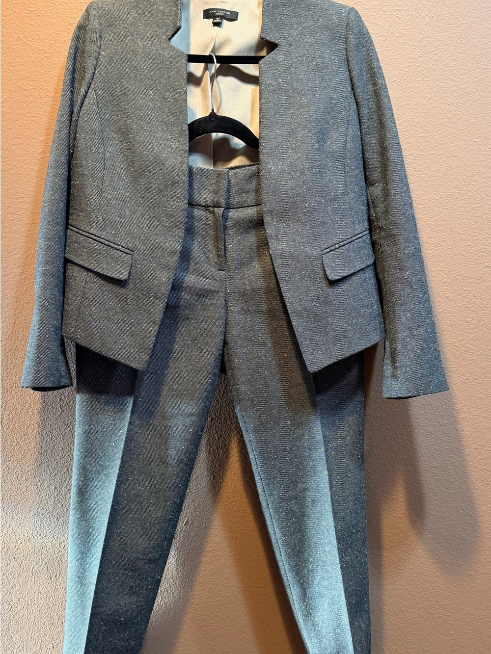 Ann Taylor Gray Two-Piece Tailored Suit Jacket & Trousers